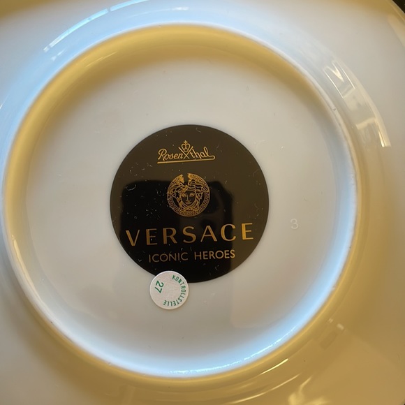 Rosenthal Versace Iconic Heroes Medusa Plate - Picture 4 of 8